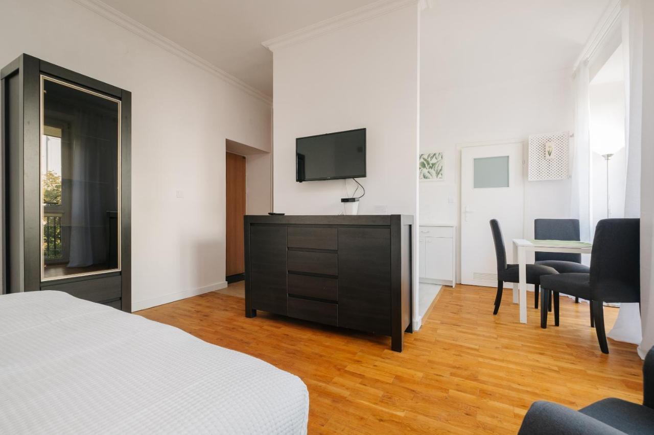 Plac Konstytucji Apartament *